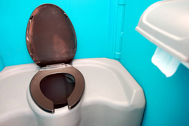 Portable Toilet Options We Offer in Ridgefield Park, NJ